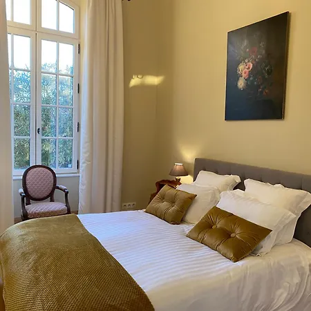 Manoir Blanche Et Tables D Hotes *