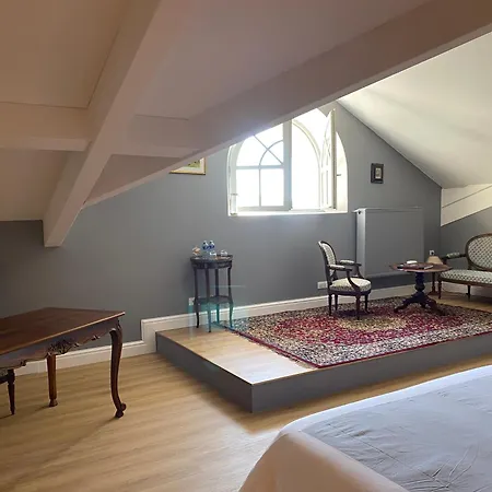 Manoir Blanche Et Tables D Hotes