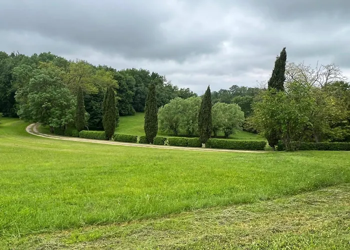 Manoir Blanche Et Tables D Hotes
